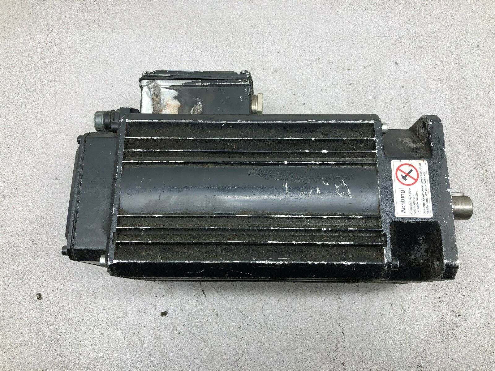 USED BAUMULLER NURNBERG 4.5 KW 2000 RPM SERVO MOTOR DS 71-S  /  942 26056