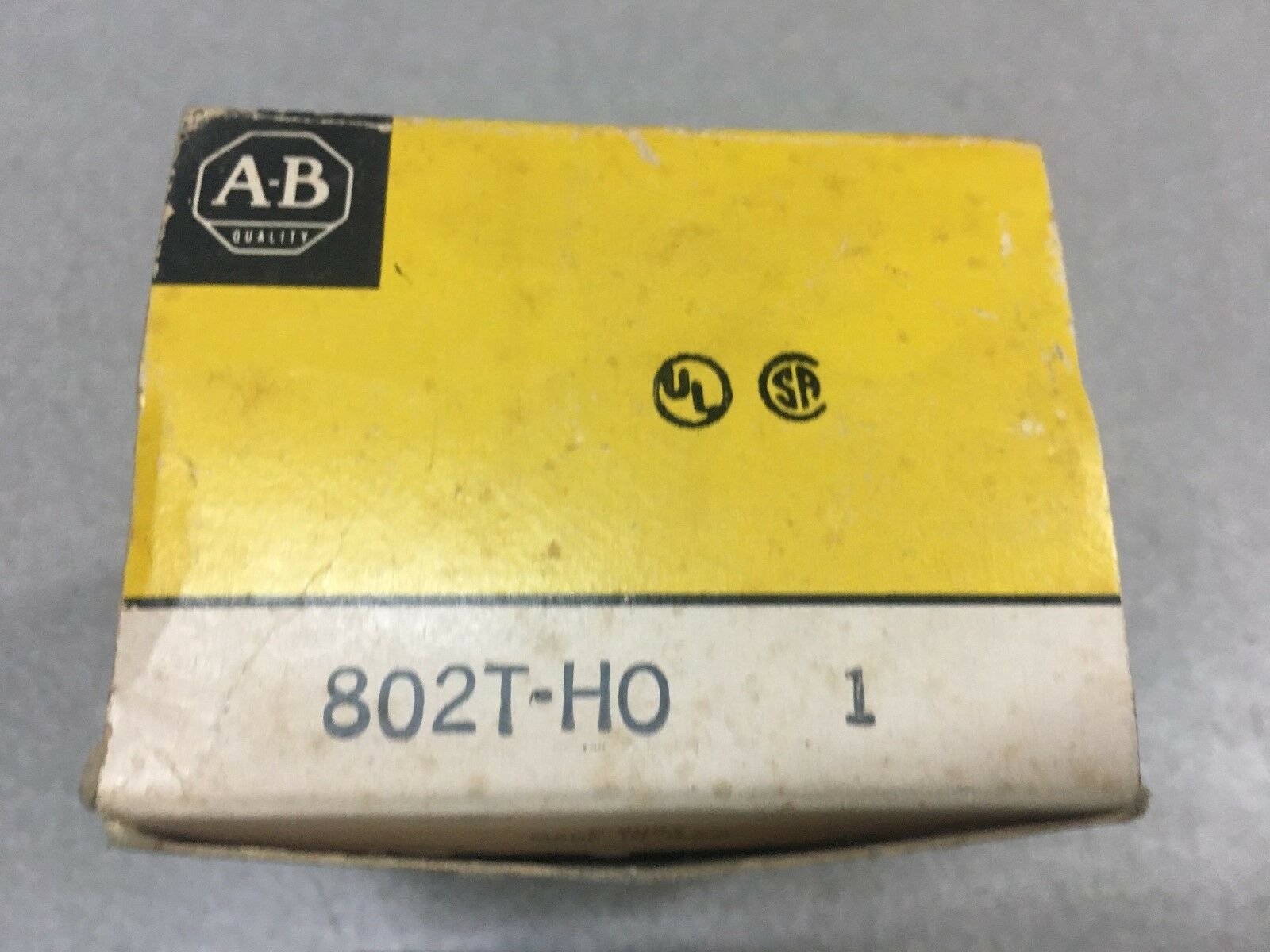 NEW IN BOX ALLEN BRADLEY LIMIT SWITCH 802T-H0 SERIES 1