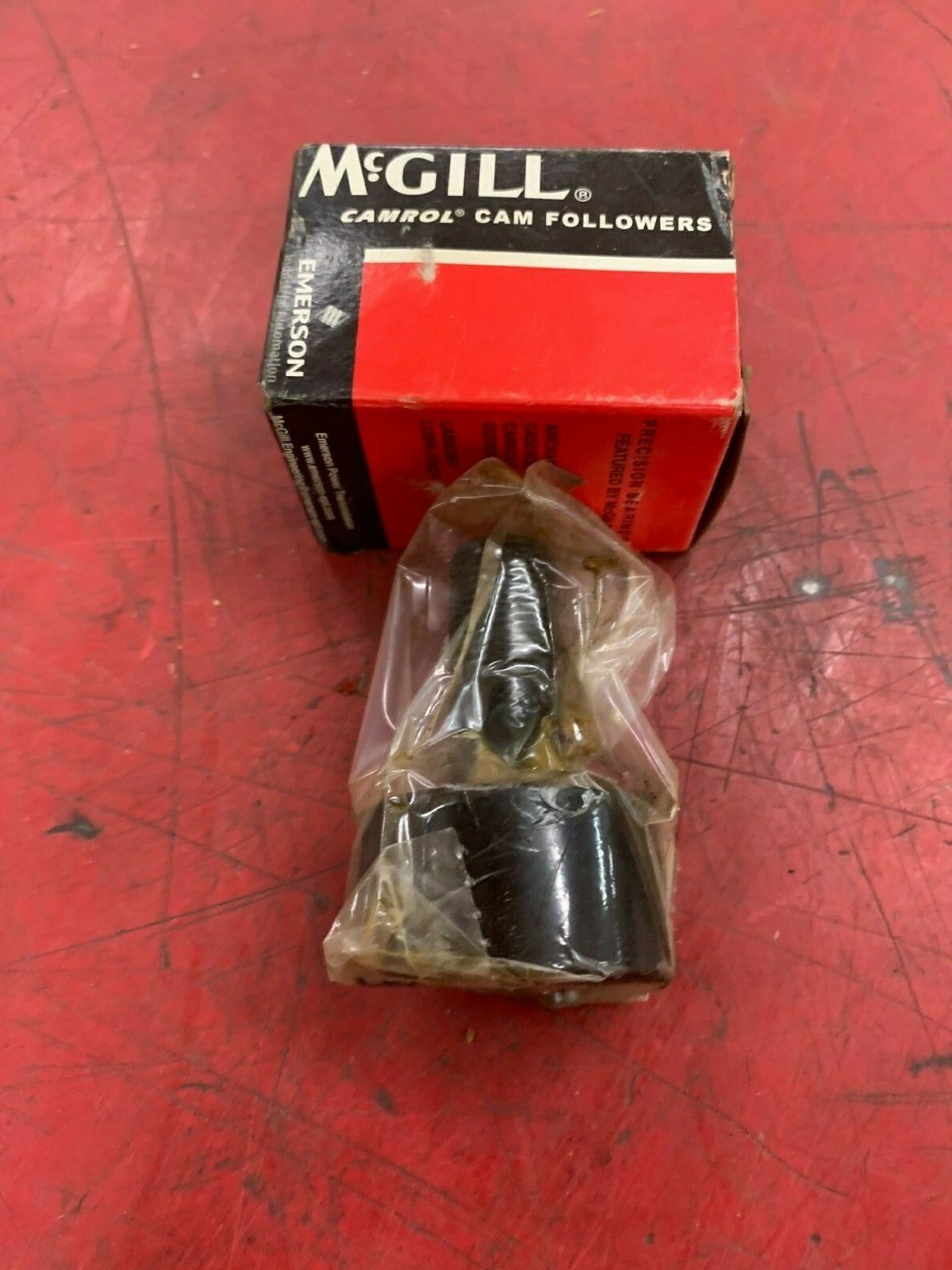 LOT OF 2 NEW IN BOX MCGILL CAM FOLLOWER BEARING CCF 1 7/8 SB