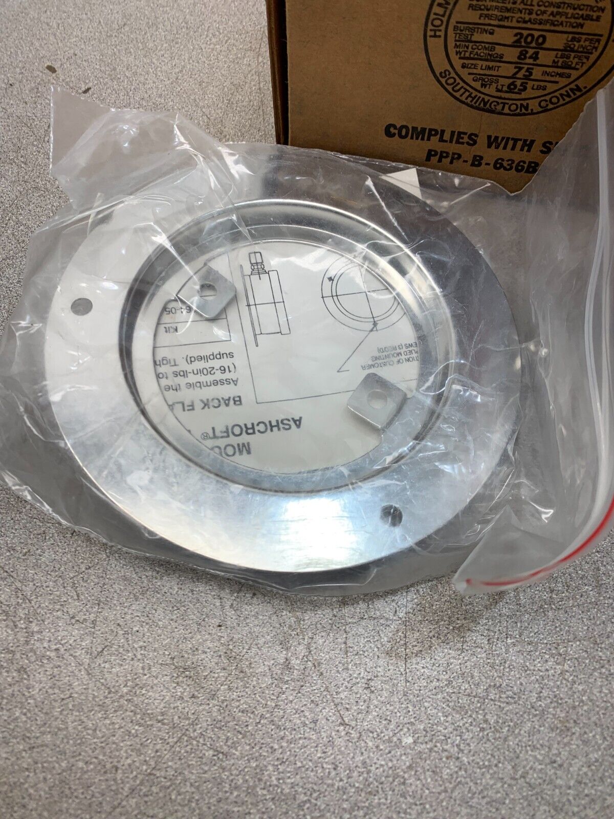 NEW CARRIER 0-160 COOLER PRESSURE GAUGE KM 01AC 390