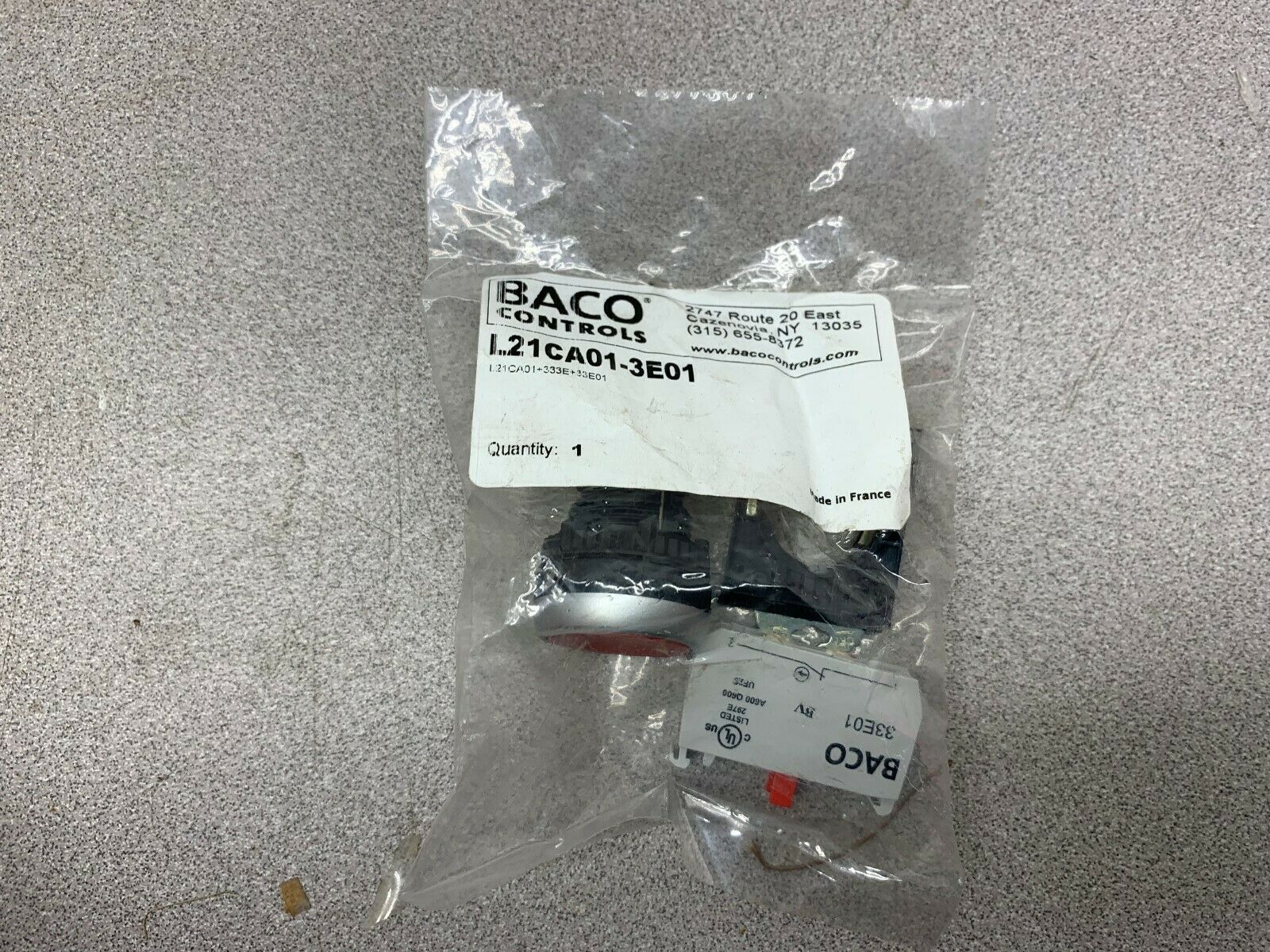 LOT OF 2 NEW NO BOX BACO PUSHBUTTON 3E01