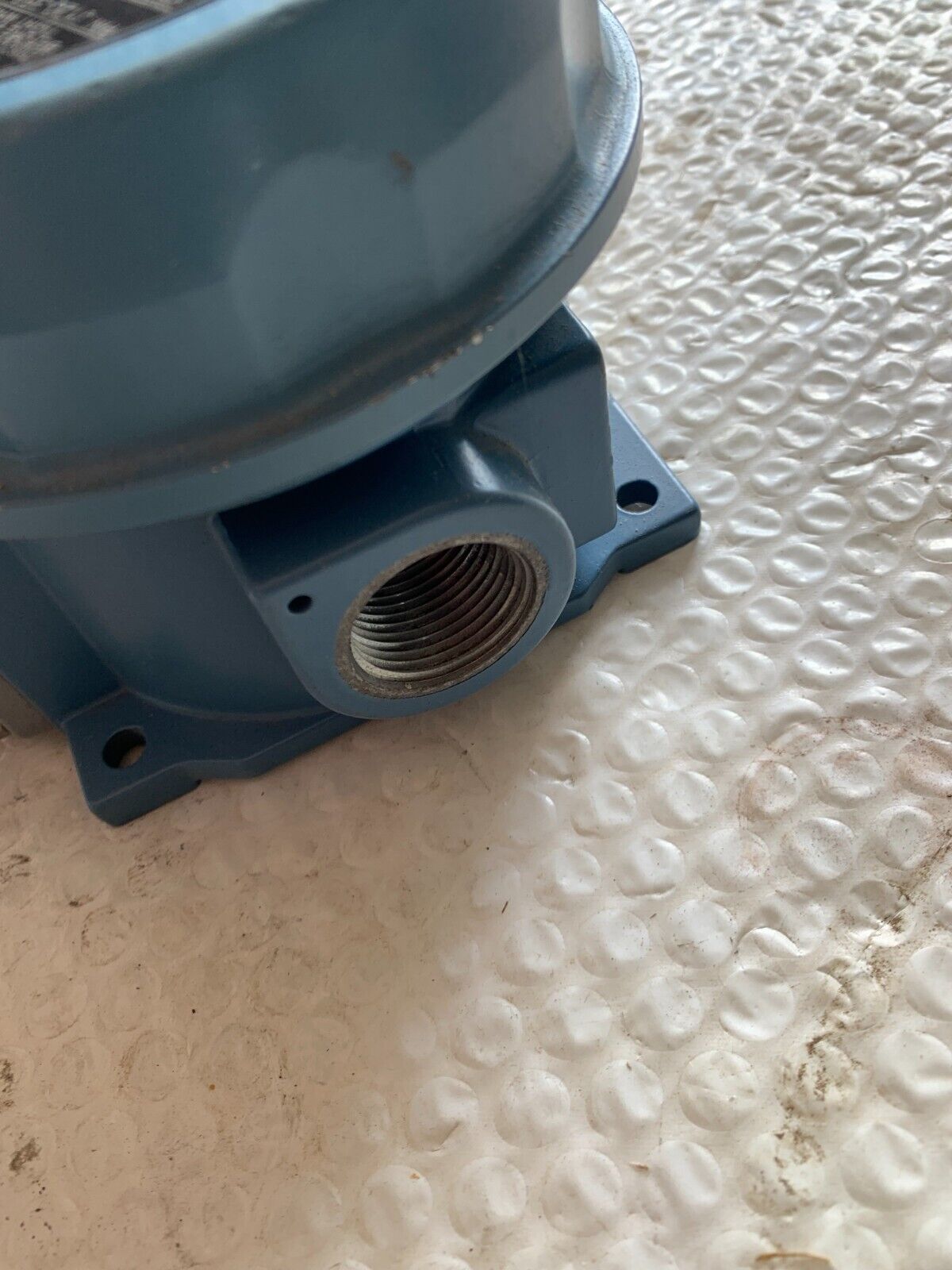 NEW NO BOX UNITED CONTROLS PRESSURE SWITCH J120-358