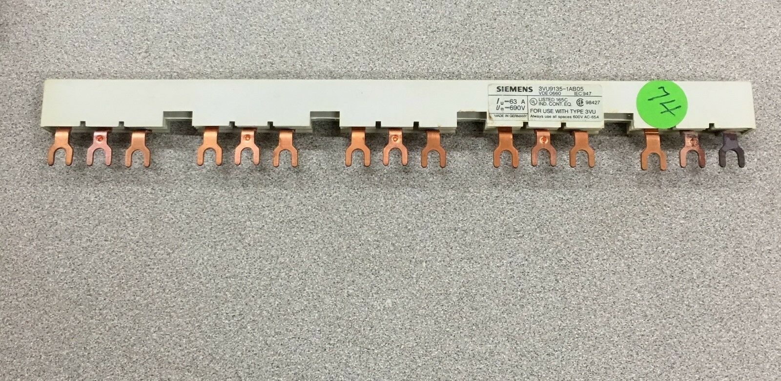 NEW NO BOX SIEMENS LINE SIDE FEEDER 3VU9135-1AB05