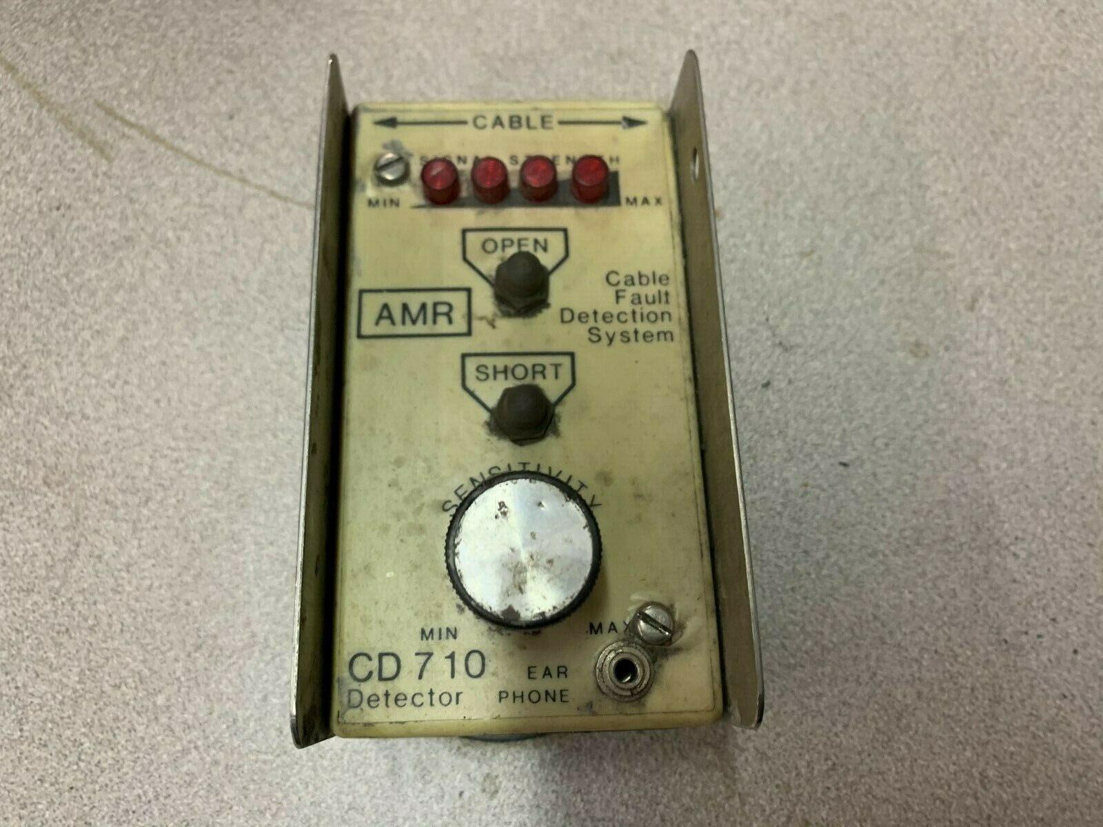 USED GENERIC DETECTOR CD710