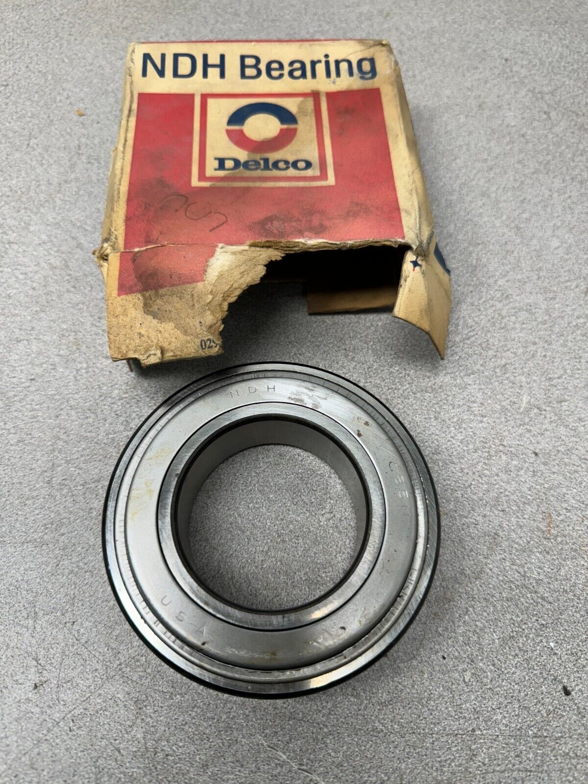 NEW IN BOX NDH BEARING C 8511