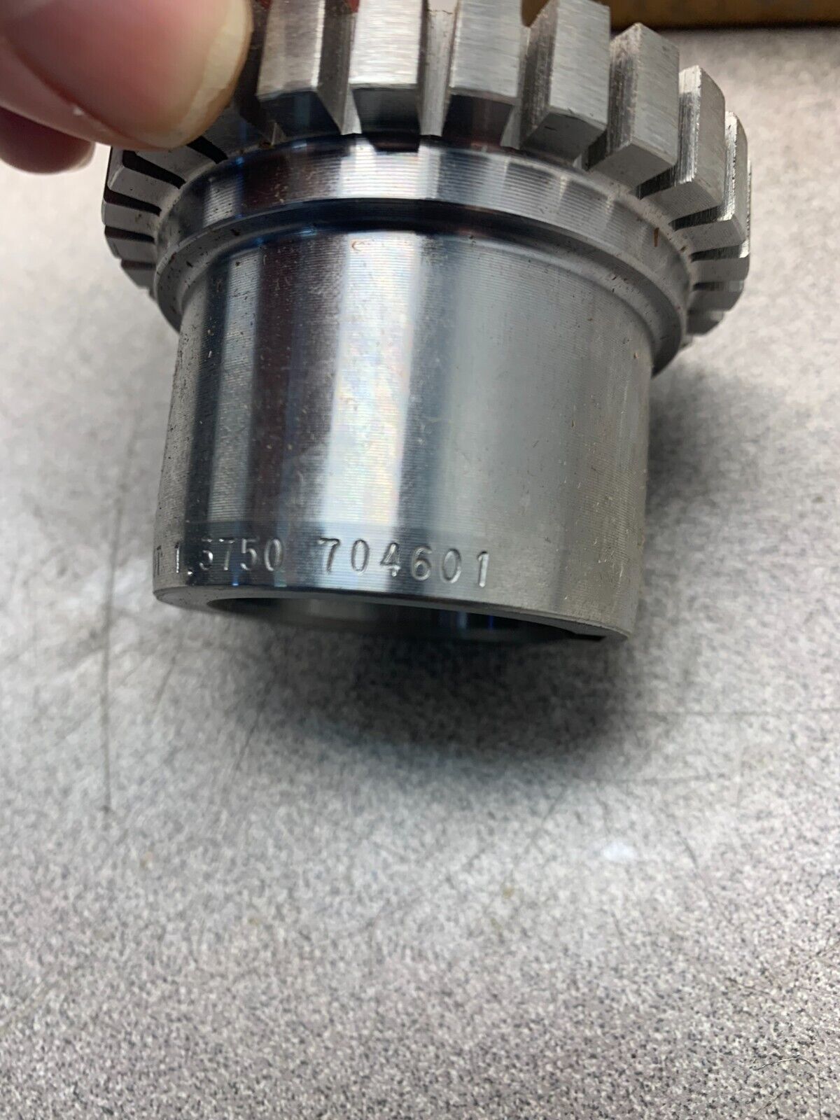 NEW IN BOX FALK 1030T HUB 1.3750 BORE 5/16X5/32 KWY 704601