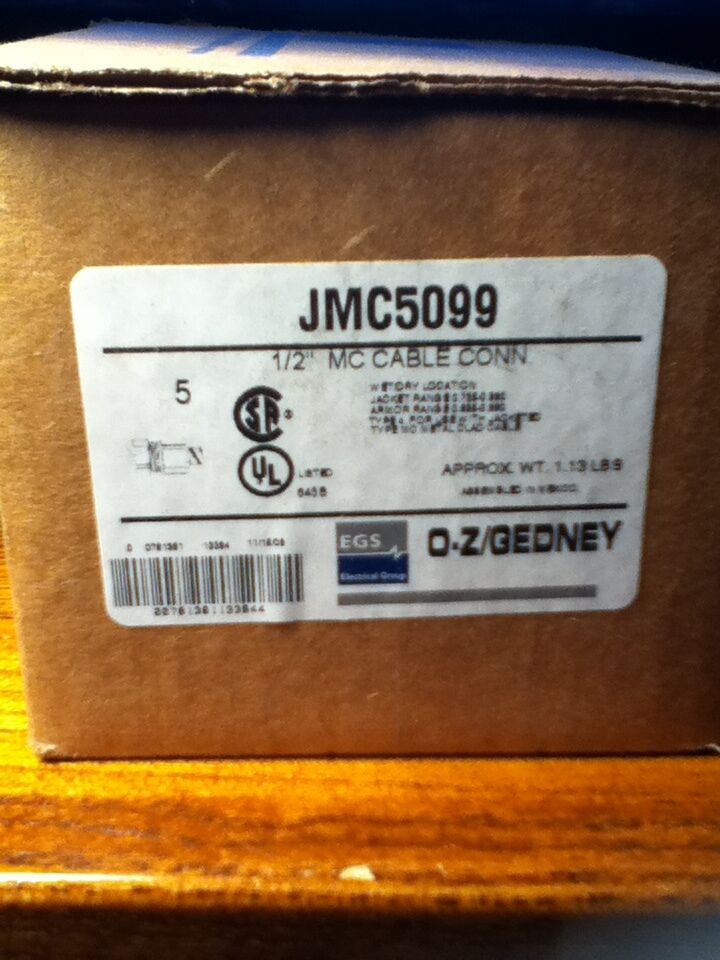 NEW IN BOX EGS 1/2" MC CABEL CONNECTORS JMC5099