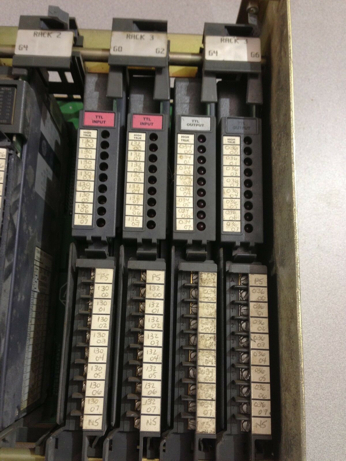 USED ALLEN-BRADLEY PLC CHASSIS 1771-A3B WITH PROCESSOR AND 10 MODULES